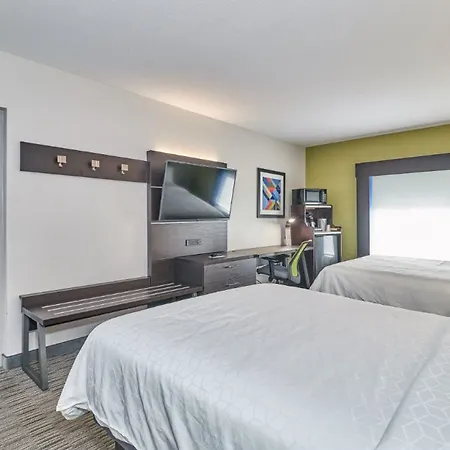 Holiday Inn Express Hotel & Suites Clearwater Us 19 North By Ihg Exterior photo